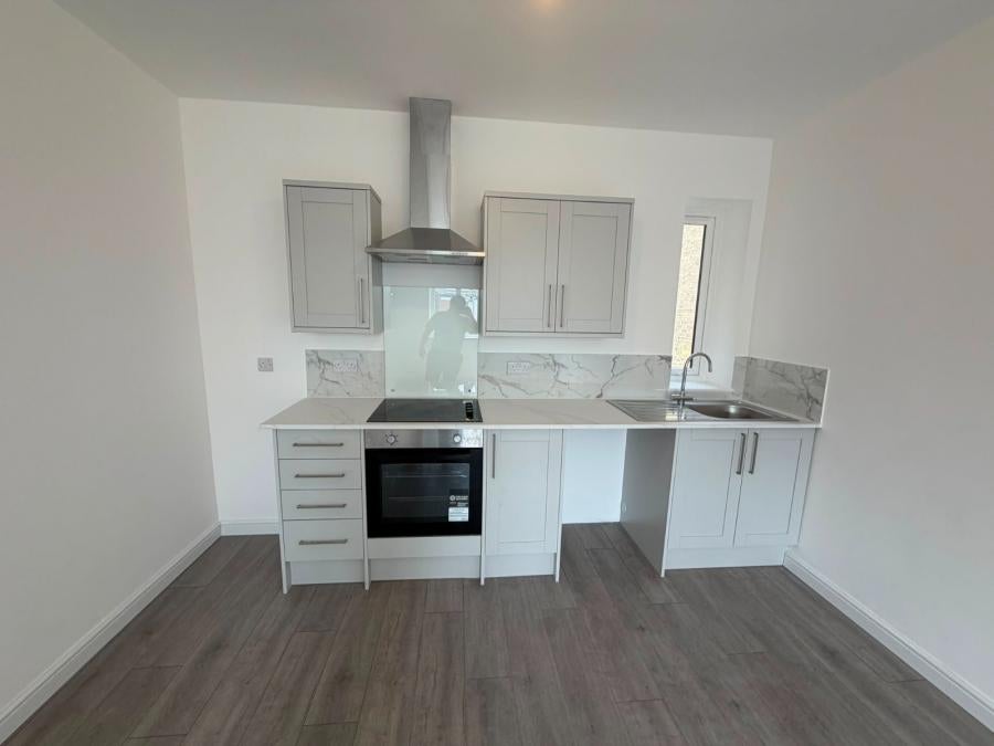 Flat Station Road in Clacton-on-Sea