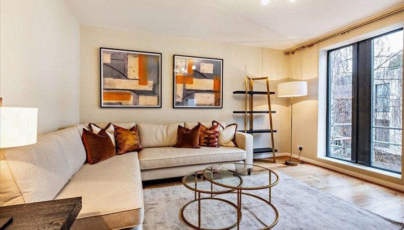 Flat Fulham Road in Greater London
