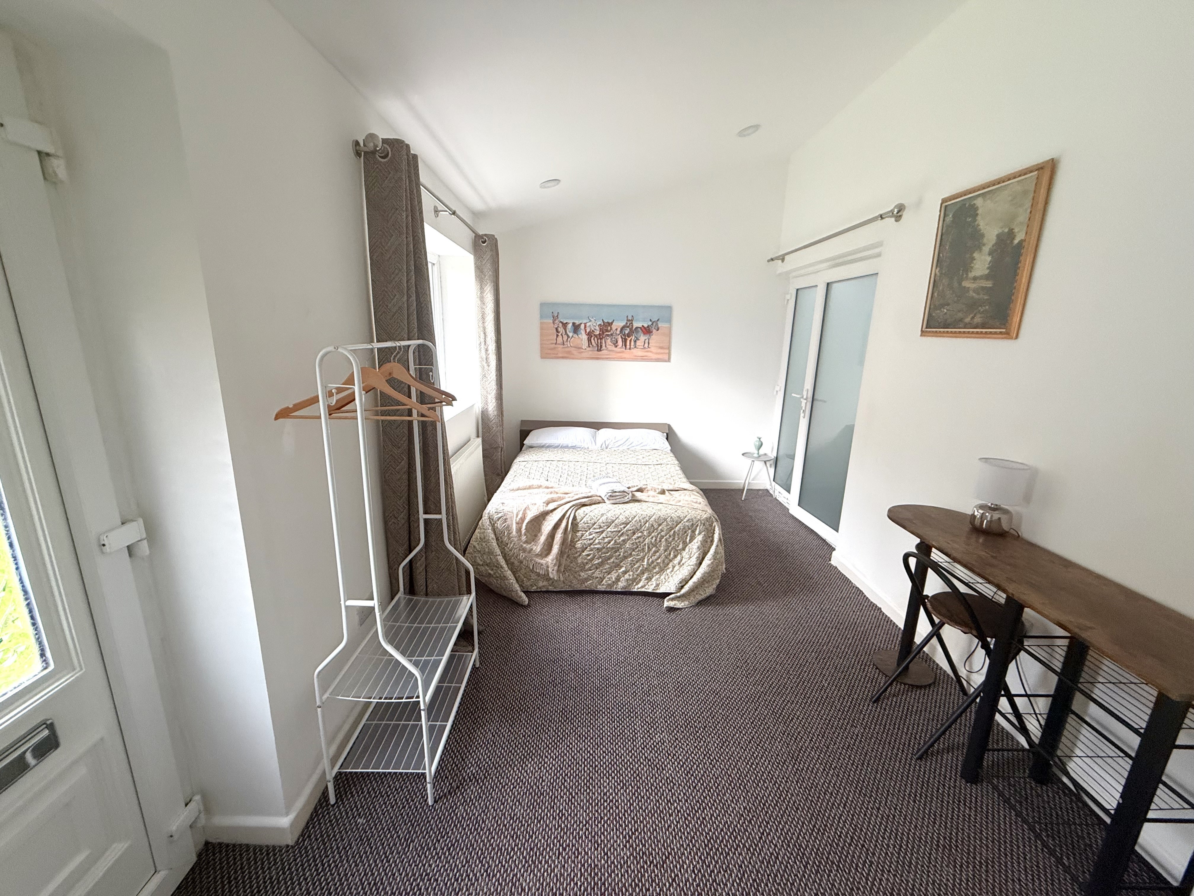 Room Bollin Drive in Trafford