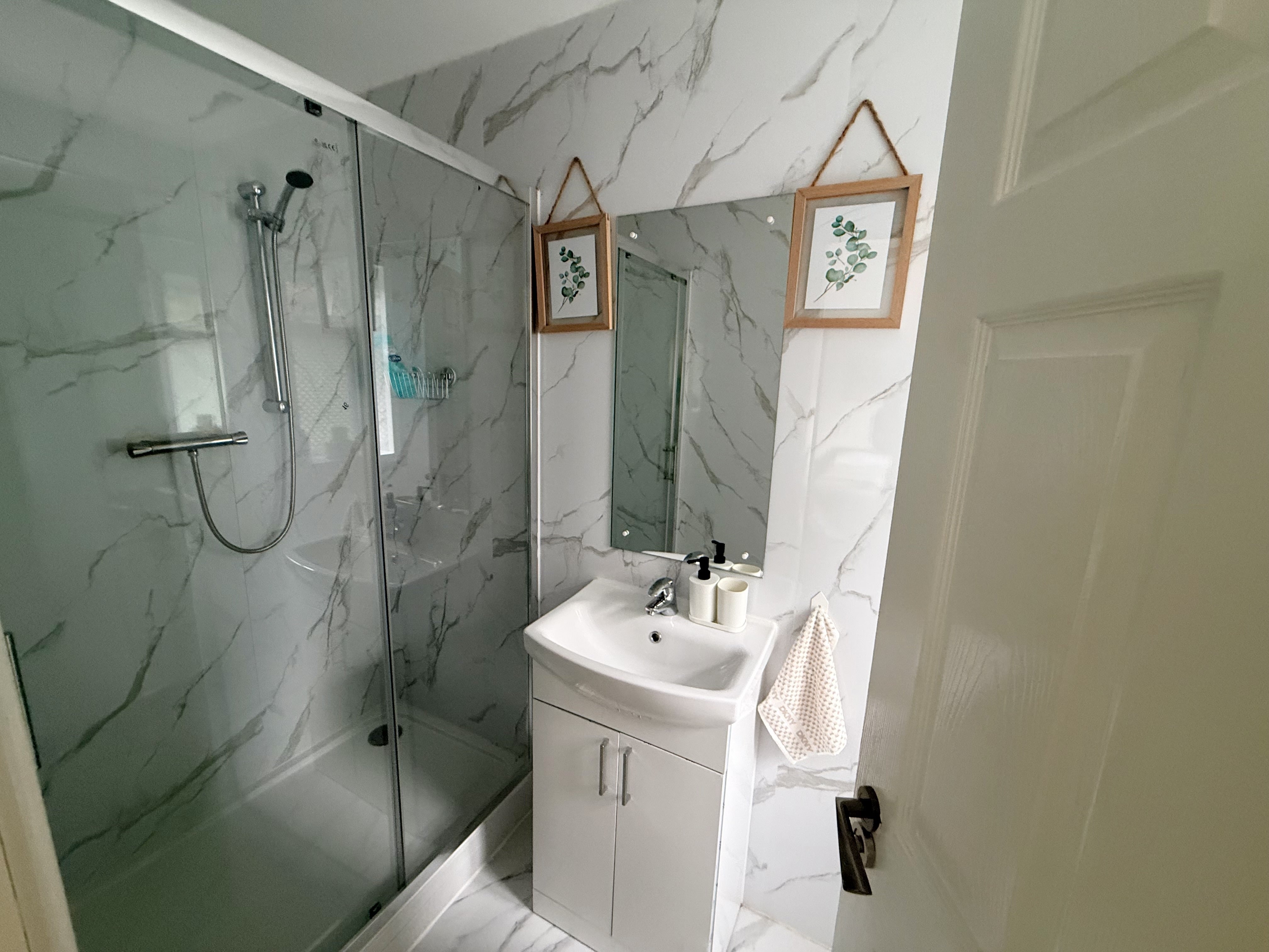 Room Bollin Drive in Trafford