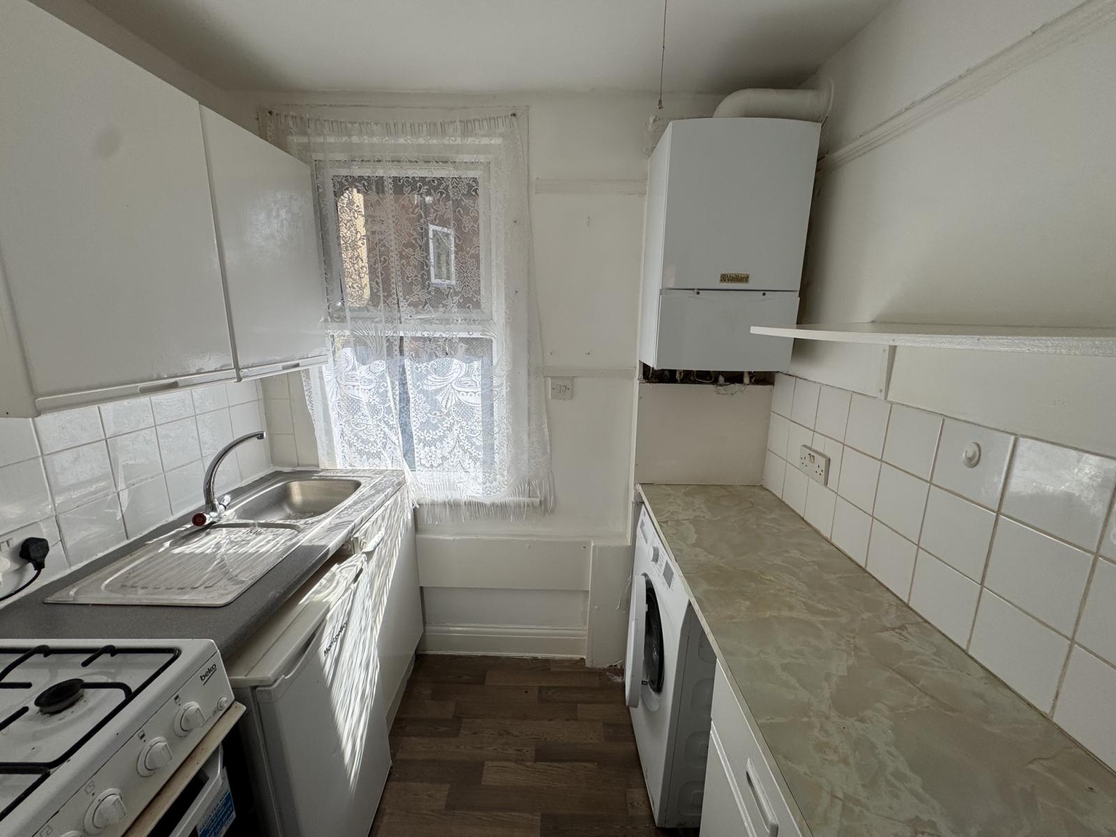 Flat Harlesden Gardens in Greater London