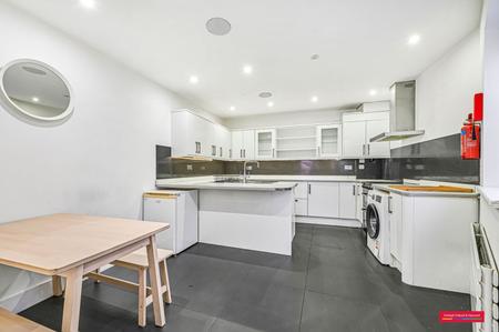 House Gautrey Road in Greater London