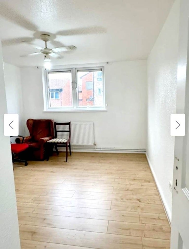 Flat Tiptree Crescent in Greater London