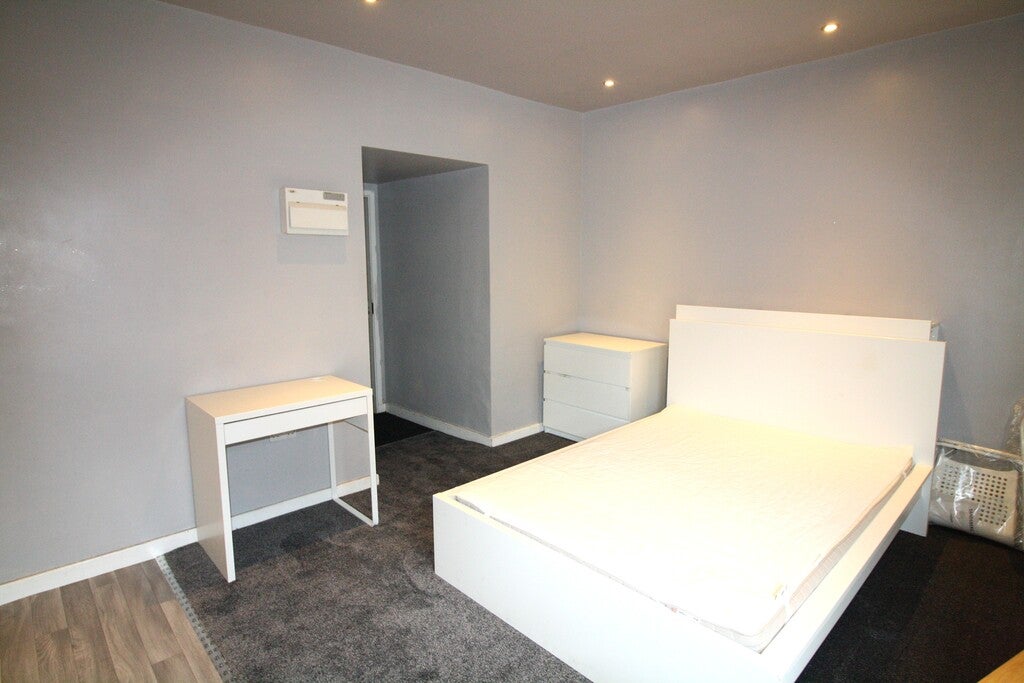 Flat Fitzwilliam Street in Sheffield