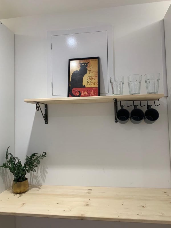 Room Robin Hood Lane in Greater London