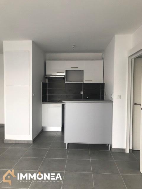 Flat Rue de la Barthe in Castelginest