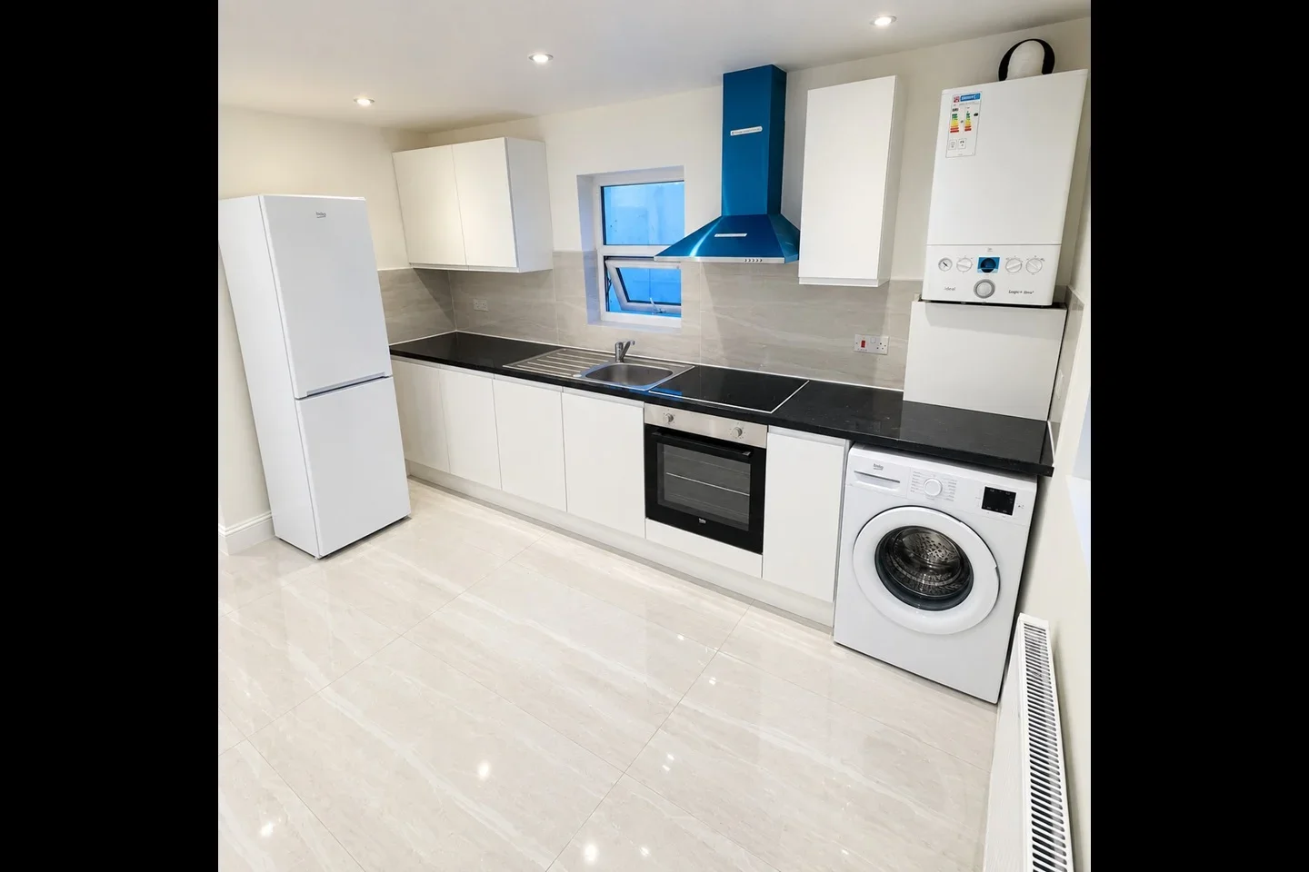 Flat Ecclesbourne Road in Greater London
