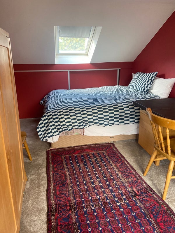 Room Whistler Street in Greater London