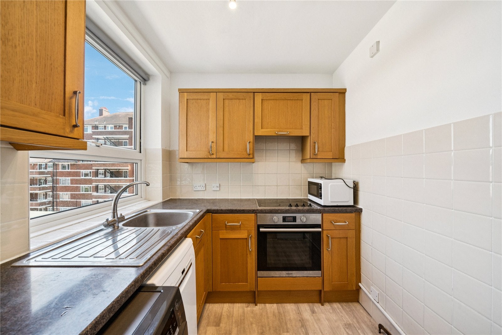 Flat Derby Road in Greater London