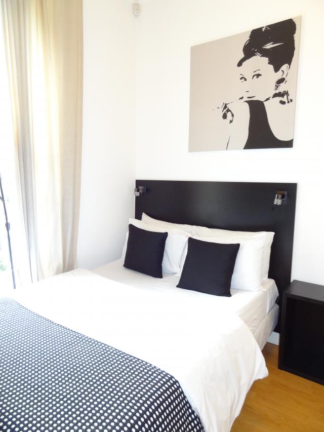Flat Cartwright Gardens in Greater London