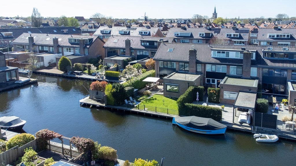 Huis Ringvaartzijde 54 in Aalsmeer