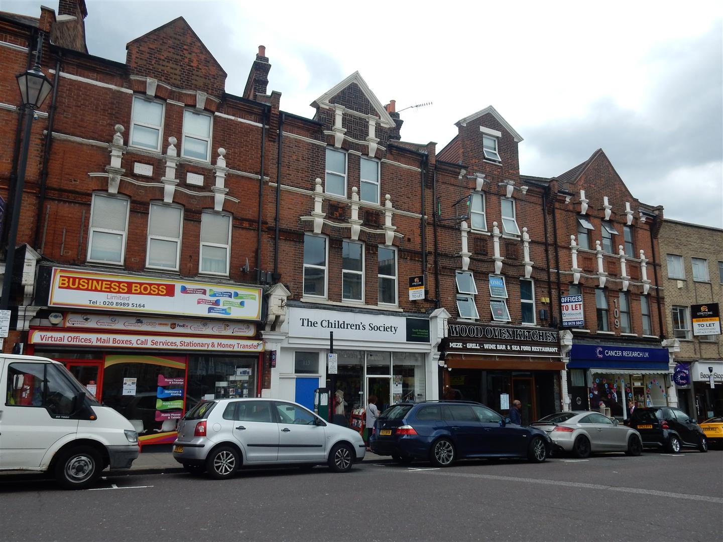 Flat George Lane in Greater London