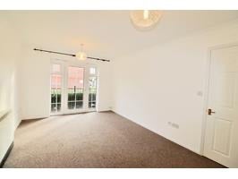 Flat Bewick Gardens in Chichester