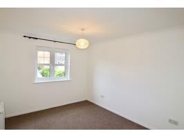 Flat Bewick Gardens in Chichester