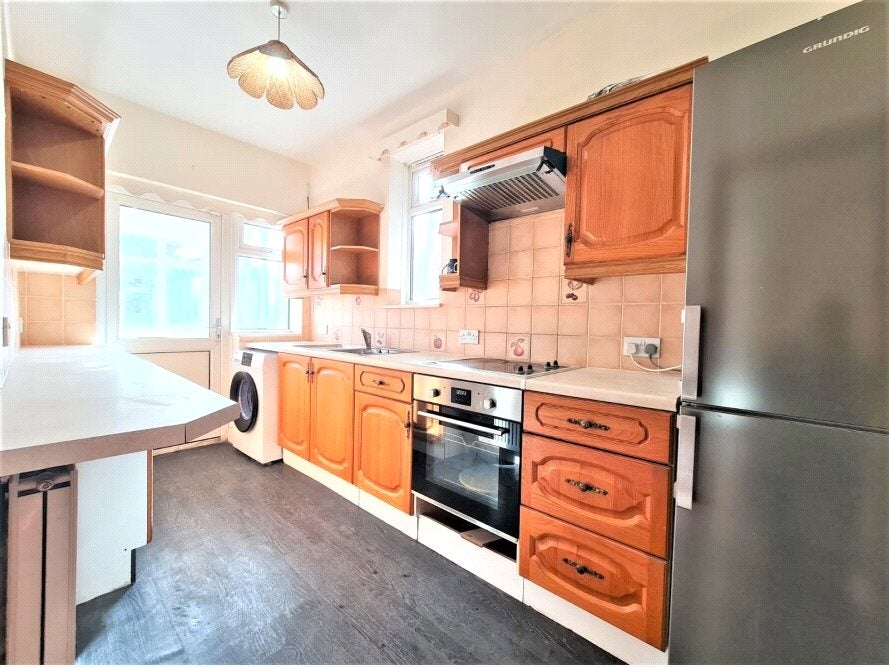 House Winslow Way in Greater London