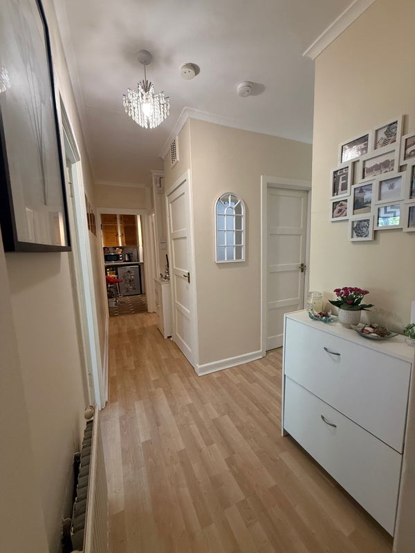 Flat Wimbourne Street in Greater London
