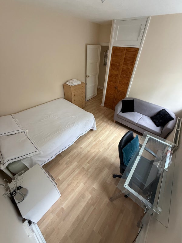 Flat Wimbourne Street in Greater London