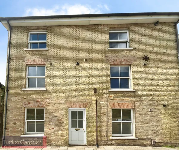 Flat Castle Row in Cambridge