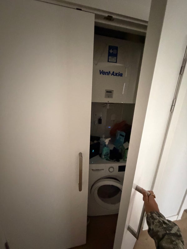 Room Aspin Lane in Manchester