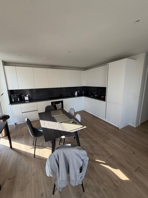 Room Aspin Lane in Manchester