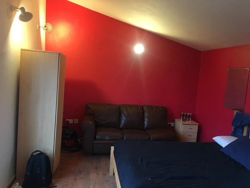 Room Fleetwood Court in Stretton