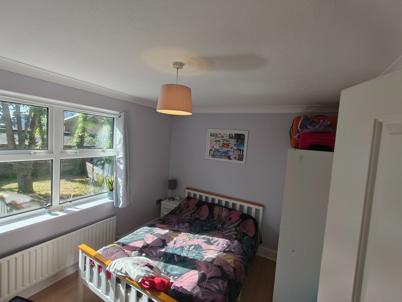 Flat Canning Road in Greater London