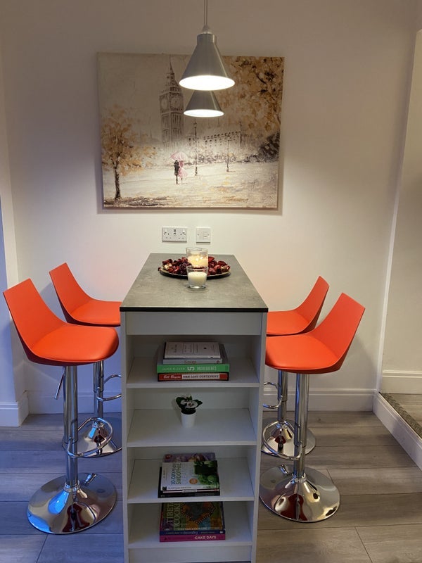 Room Selsdon Road in Greater London