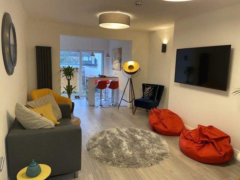 Room Selsdon Road in Greater London
