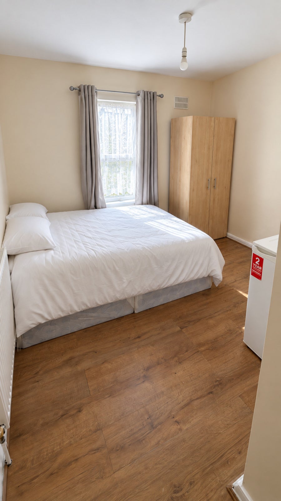 Flat St Andrew's Road in Greater London