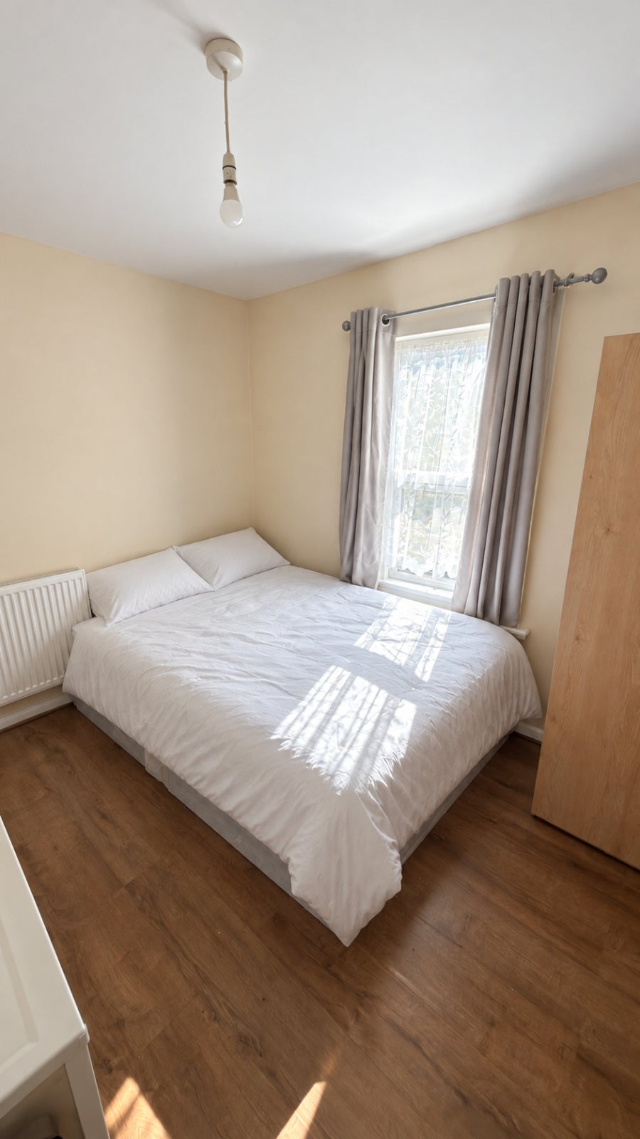 Flat St Andrew's Road in Greater London
