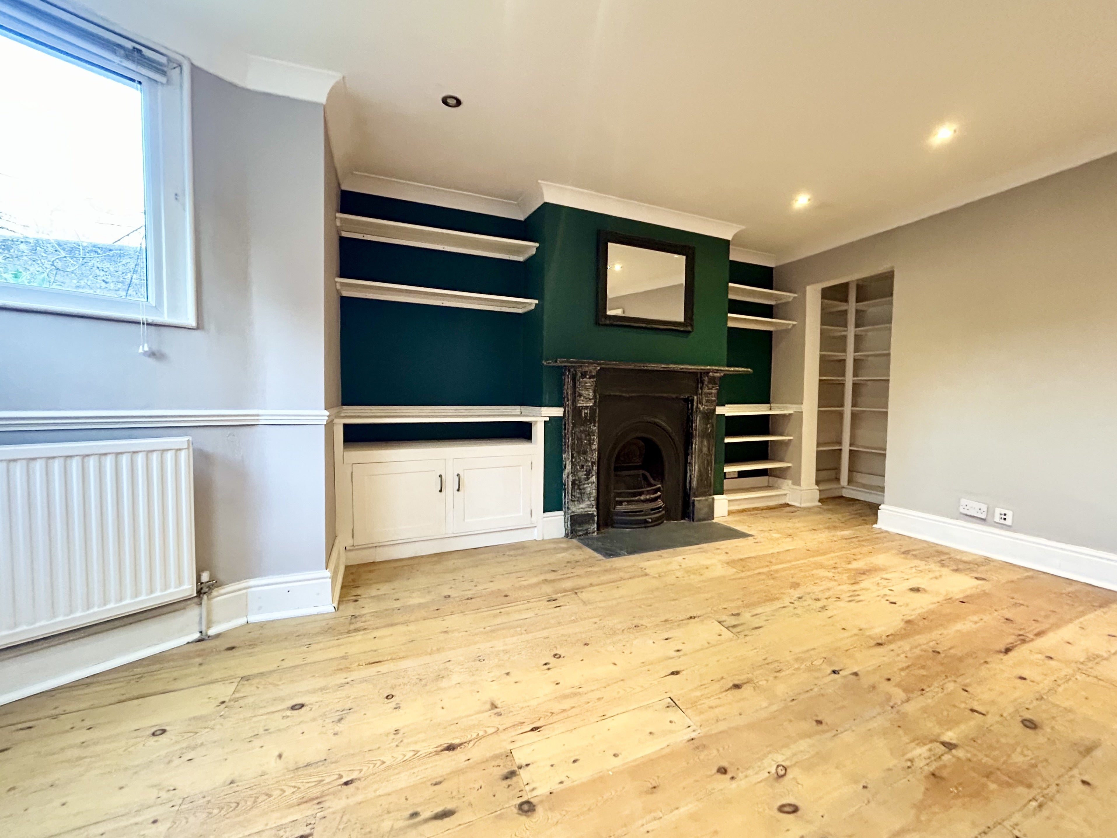 Flat Dean Lane in Bristol