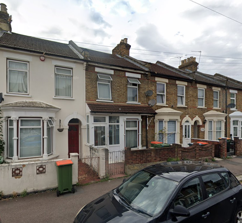 House St. George's Avenue in Greater London