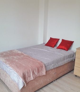 Flat Brighton Grove in Manchester