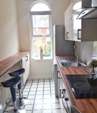 Flat Brighton Grove in Manchester