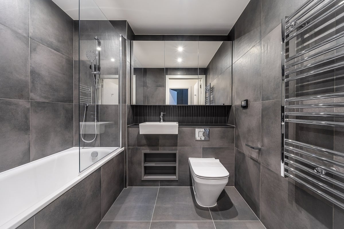 Flat Cherry Park Lane in Greater London