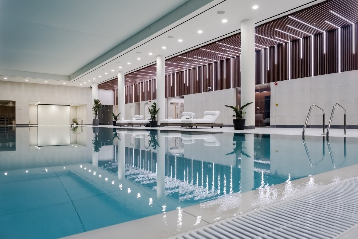 Flat Cherry Park Lane in Greater London