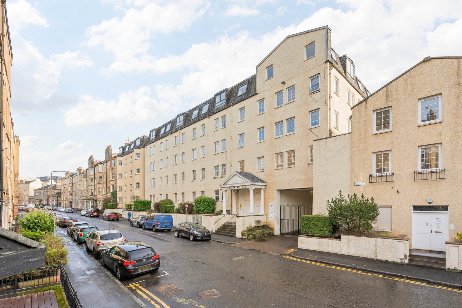 Flat Caledonian Crescent in City of Edinburgh