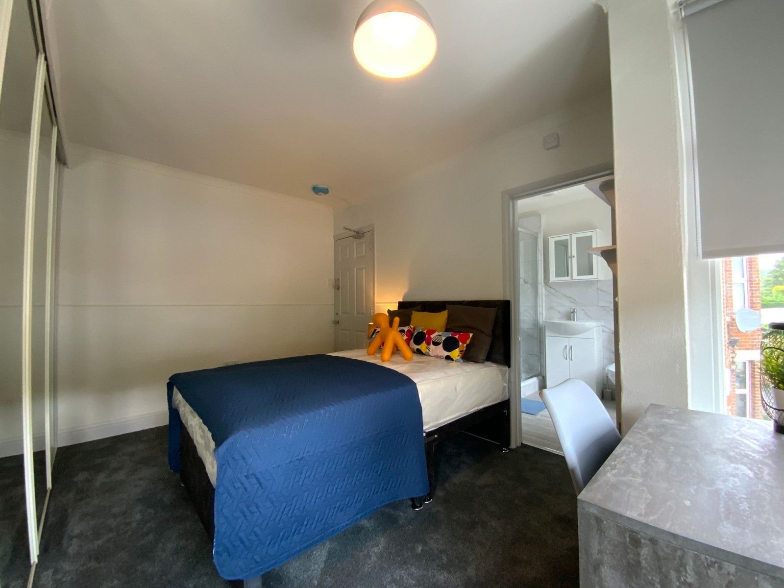 Room Micklefield Road in Tylers Green