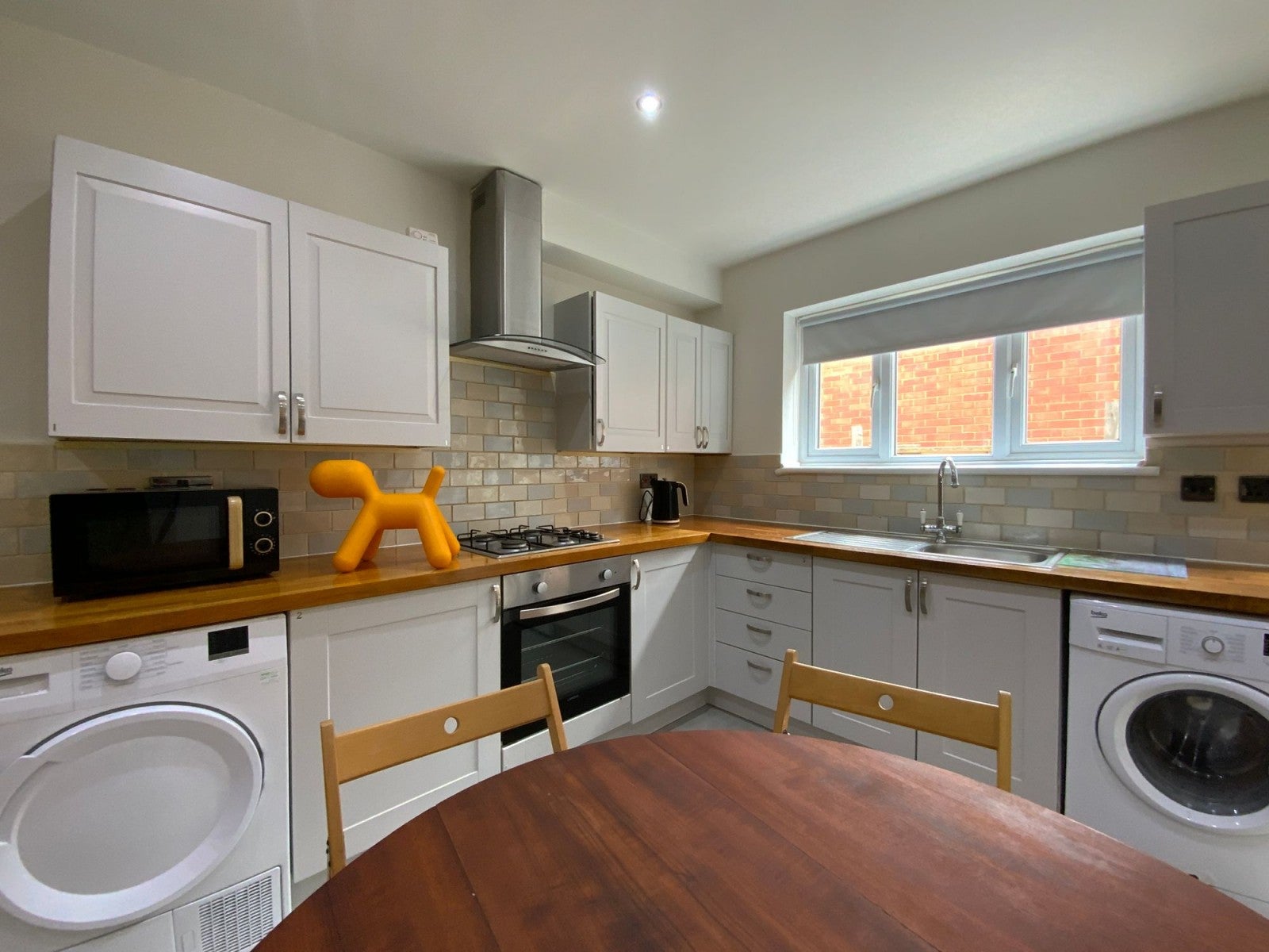 Room Micklefield Road in Tylers Green