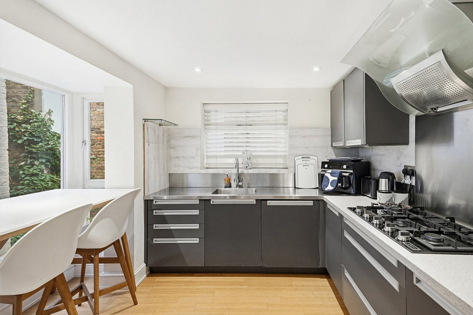 House Ponsonby Terrace in City of Westminster