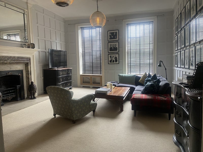 Room High Street in Windsor