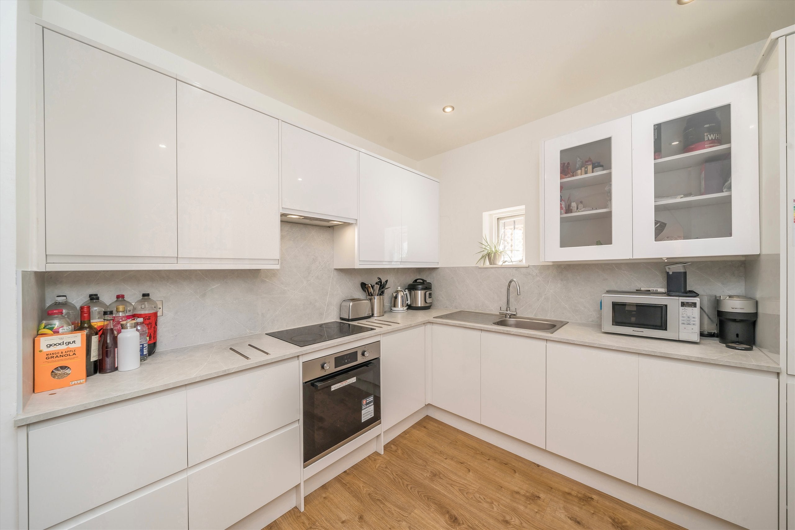 Flat Rushcroft Road in Greater London