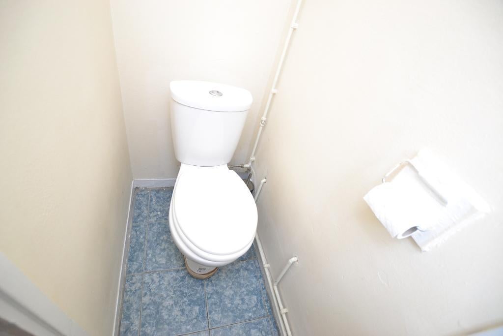 Room Devons Road in Greater London