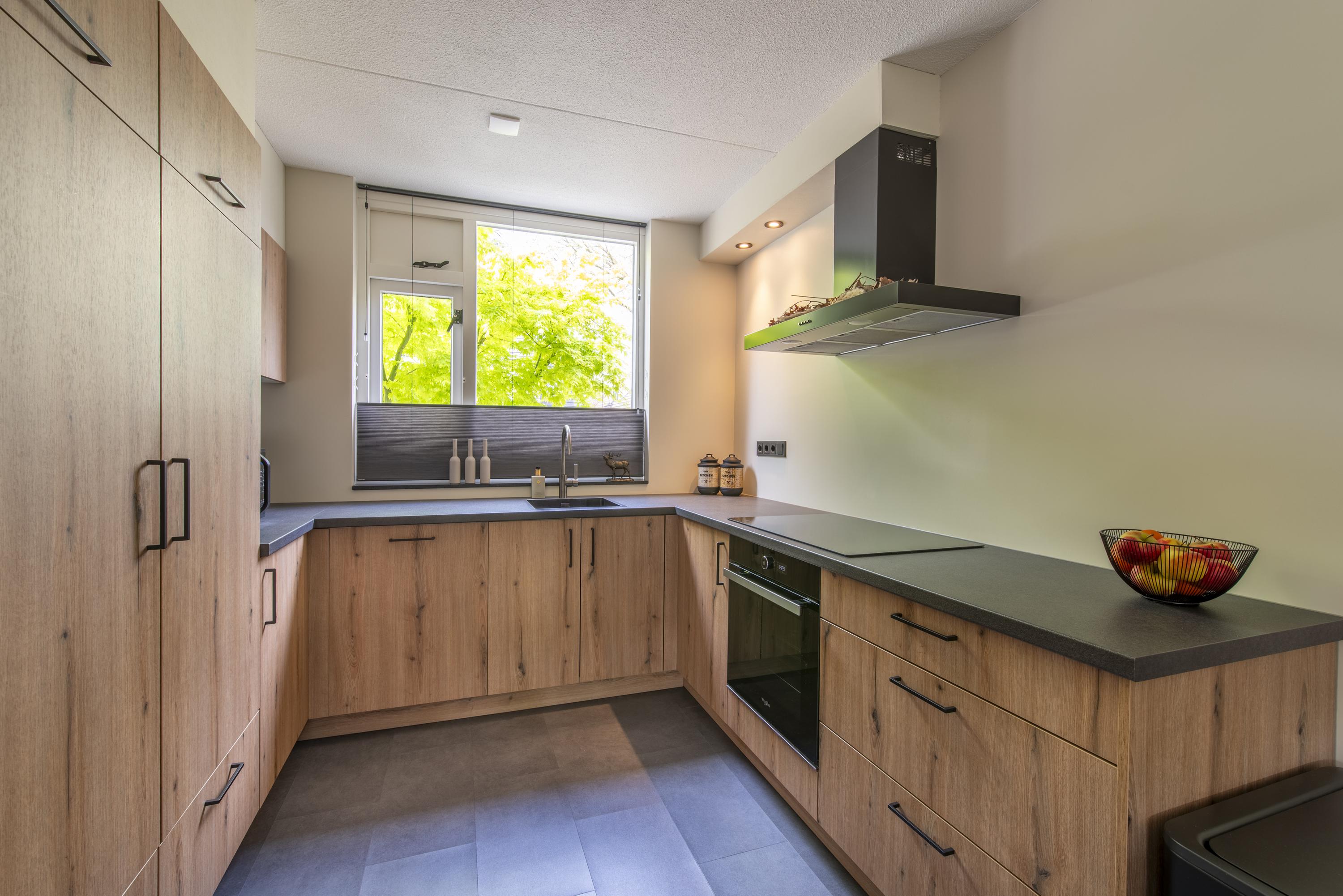 Tussenwoning te koop: Bachlaan 14, Veenendaal
