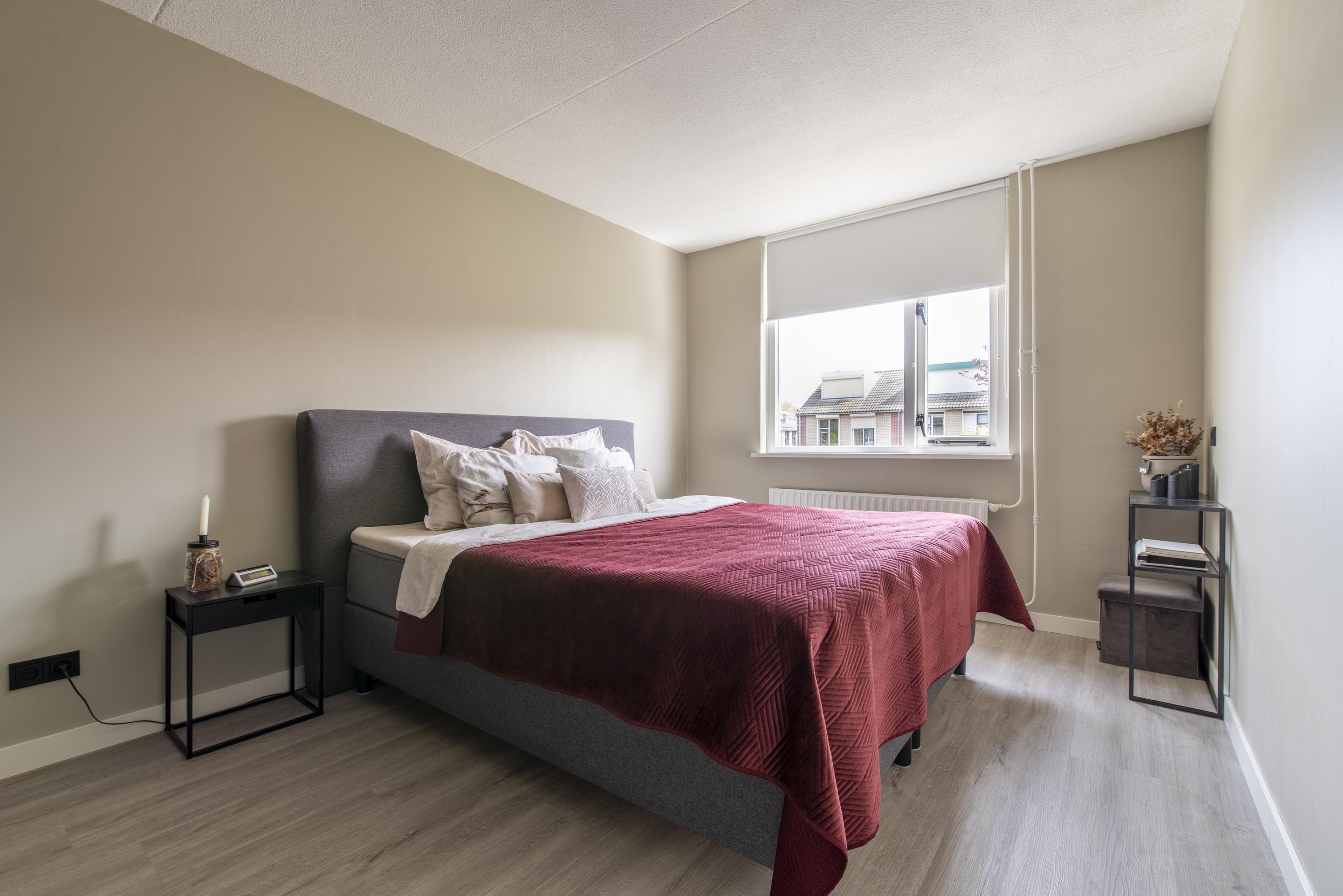 Tussenwoning te koop: Bachlaan 14, Veenendaal