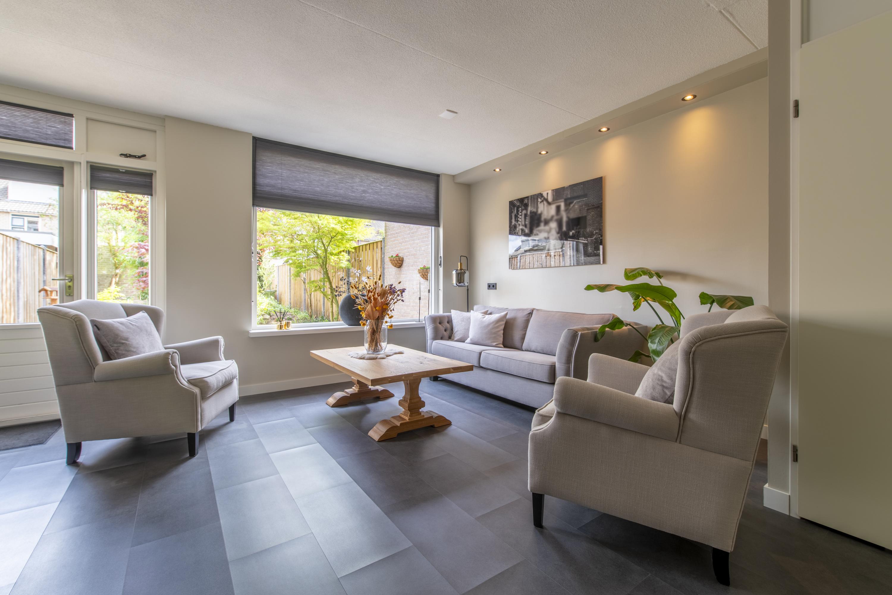 Tussenwoning te koop: Bachlaan 14, Veenendaal