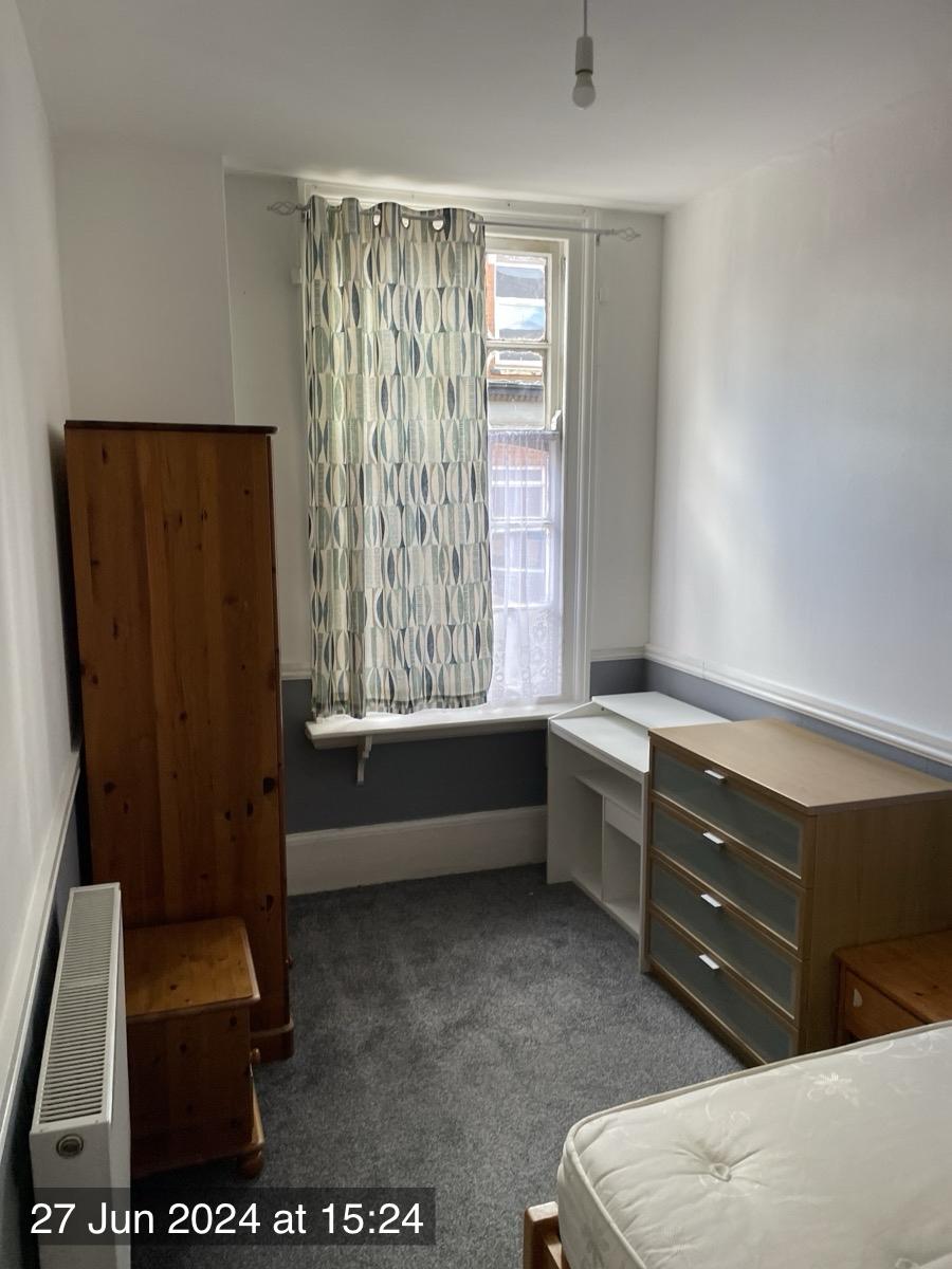 Flat Aylestone Road in Leicester
