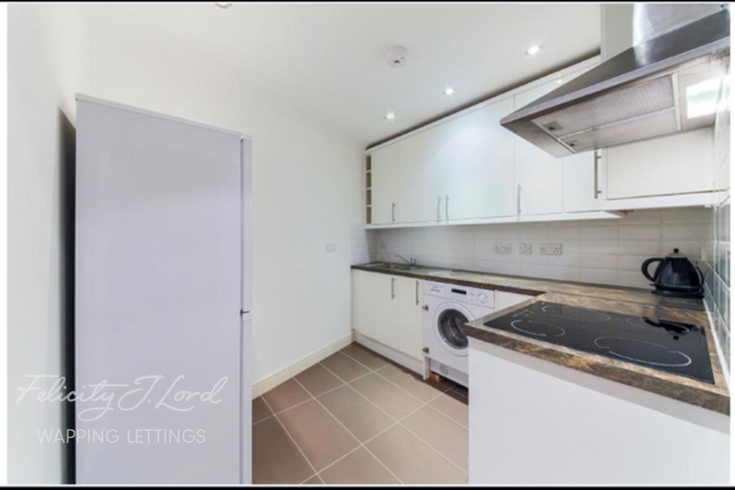 Flat Star Place in Greater London