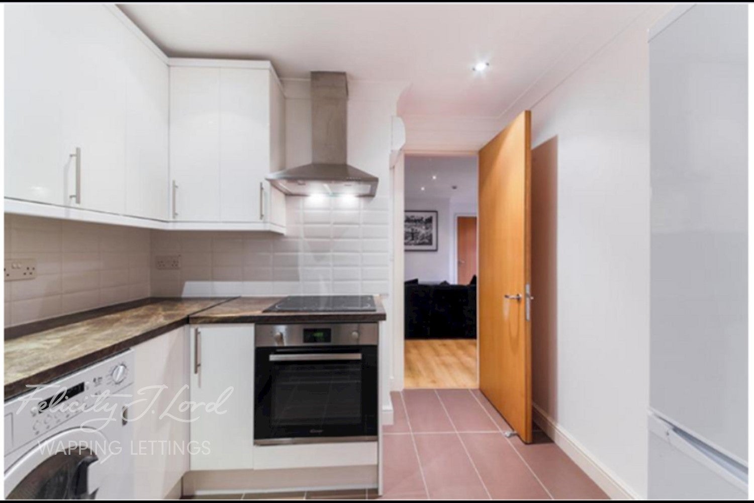 Flat Star Place in Greater London