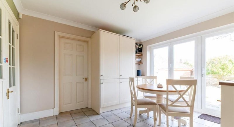 House The Denningtons in Epsom and Ewell